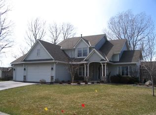 12467 Pointe Cir, Rogers, MN 55374