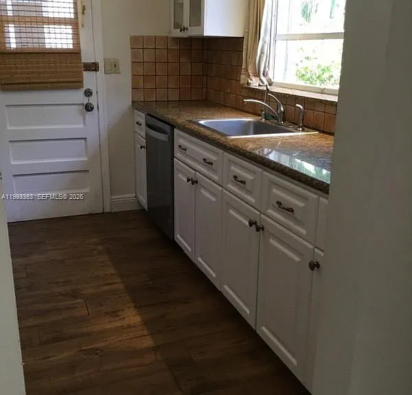 8927 Hawthorne Ave — Photo 23