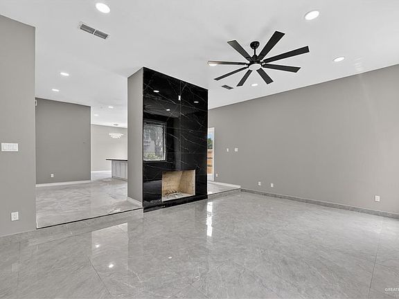 4th image of 3100 S 33rd St #33