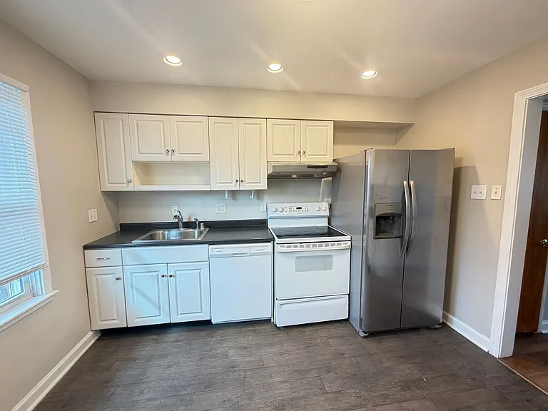 2912 Moran Pl — Photo 6