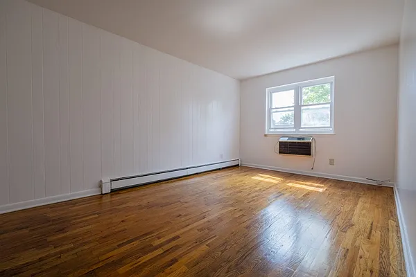 Rented by Modern Spaces | media 16