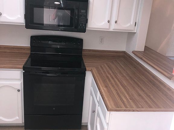 3rd image of 425 E Cullumber Ave Unit D