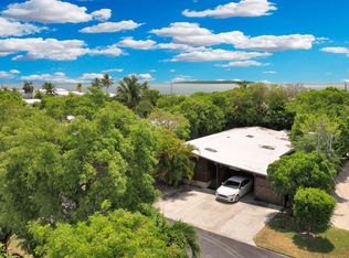 909 S Ruby Dr, Key Largo, FL 33037