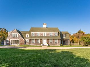 42 Dune Rd, Quogue, NY 11959