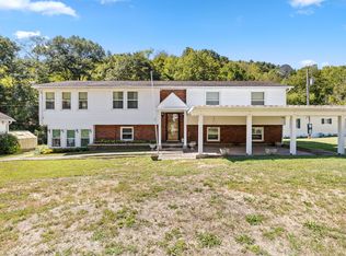 54318 Pipe Creek Rd, Jacobsburg, OH 43933
