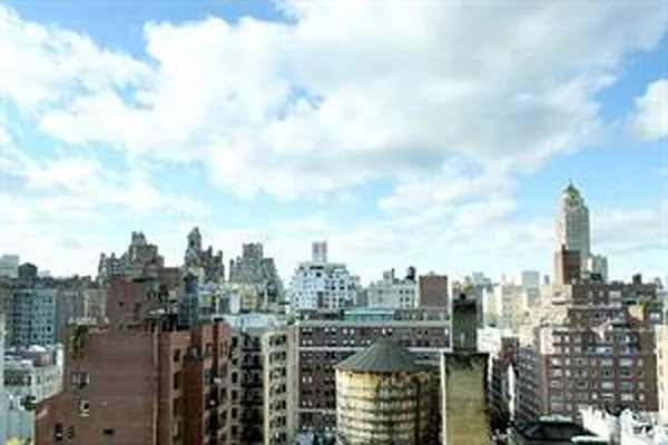 Sold by Douglas Elliman | media 18