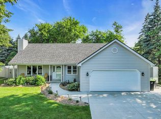 3303 Nobb Hill Dr, Racine, WI 53406