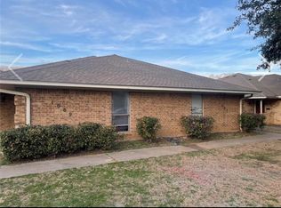 1009 Bluebird Dr, Irving, TX 75061
