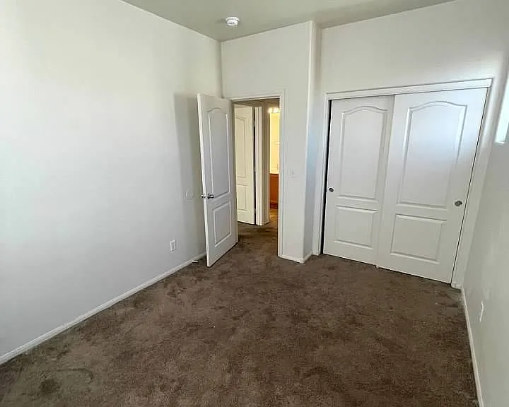 731 Emerald Idol Pl — Photo 22