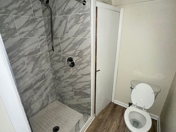 450 Germantown Pike STE 2