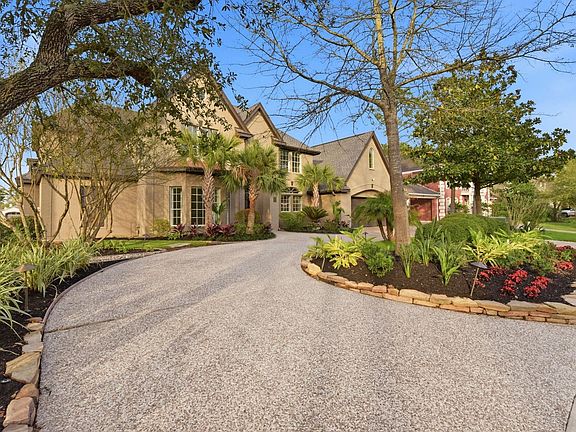 5th image of 27 Pleasure Cove Dr