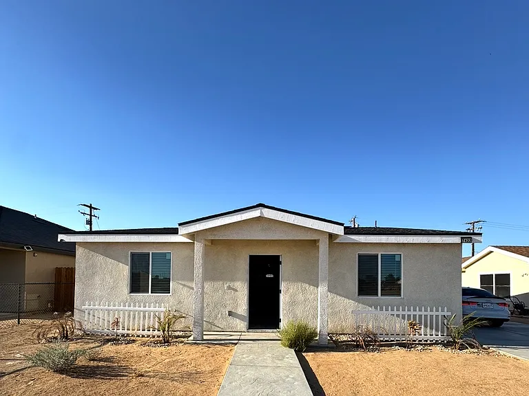 7333 Jimson Ave — Photo 2