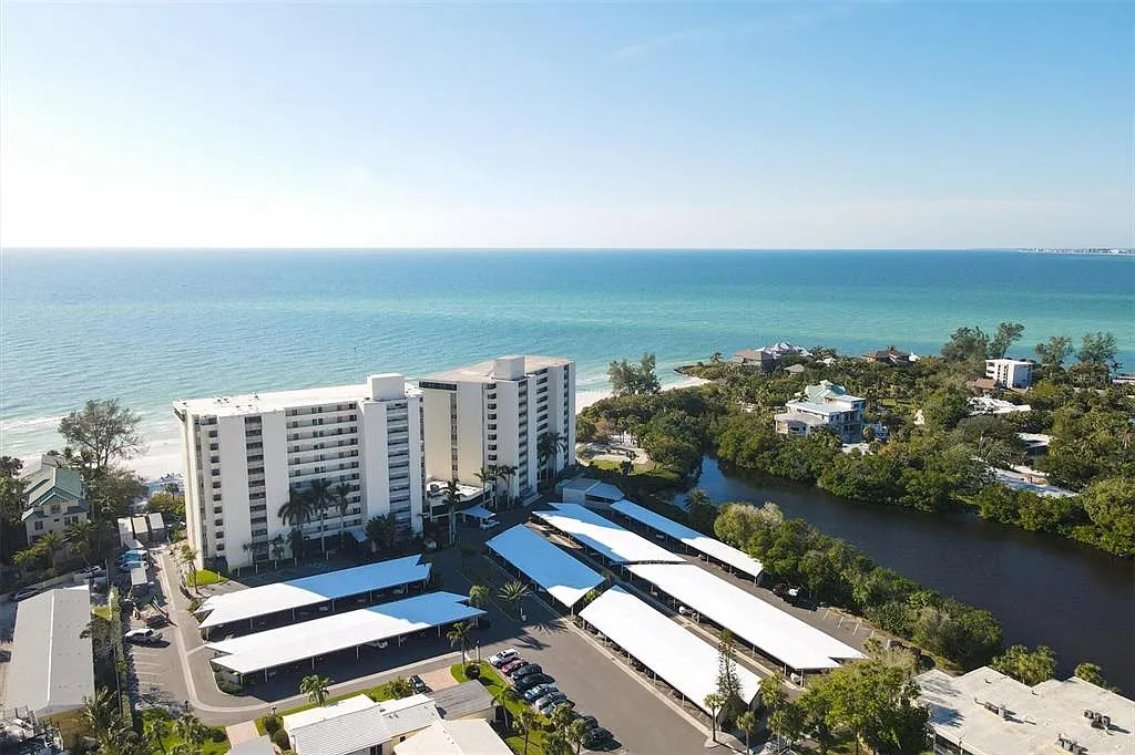 2 bed, 2.0 bath, 1282 sqft, $12,000 — Photo 1
