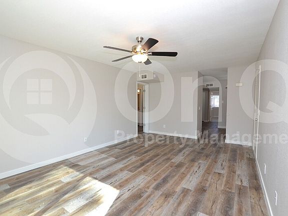 3rd image of 2807 E Paradise Ln #203