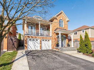 193 Queen Mary Dr, Brampton, ON L7A 1Y3