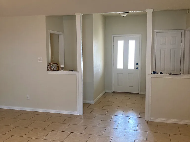128 NE Brushy Mound Rd — Photo 2