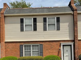 452 Kingswood Ct, Albany, GA 31707
