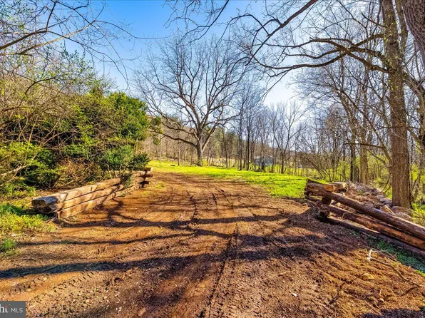 19133 Geeting Rd, Keedysville, MD 21756
