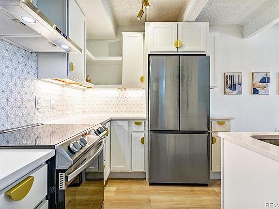 4th image of 1433 N Williams St APT 702