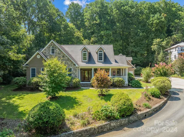210 Parker Rd, Asheville, NC 28805
