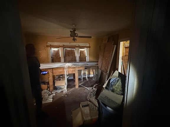 5th image of 3302 Waverly Rd