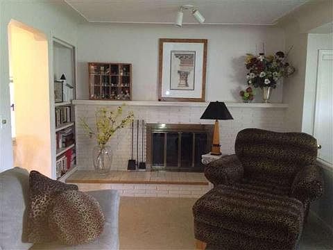 5th image of 52656 Brookcrest Dr