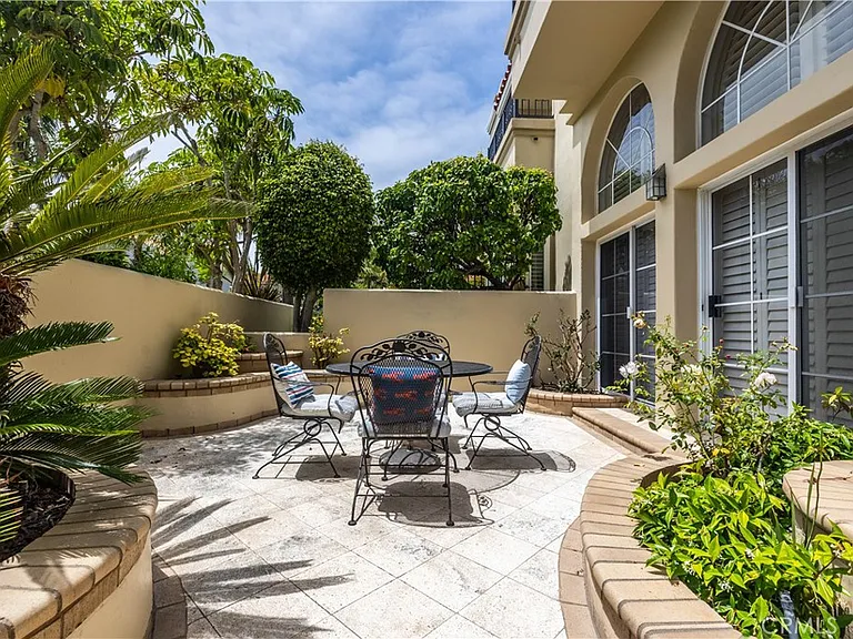 19341 Sawgrass Ln — Photo 27
