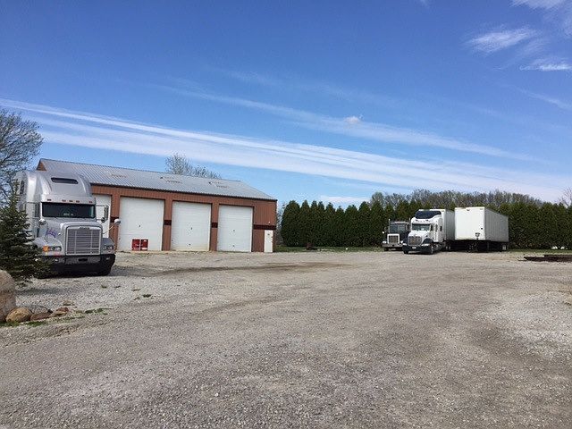 1st image of 120 West Dr #Garage