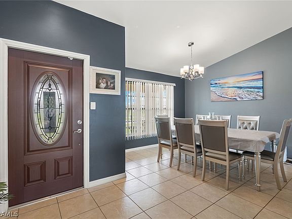 4th image of 2115 SW 15th Ter