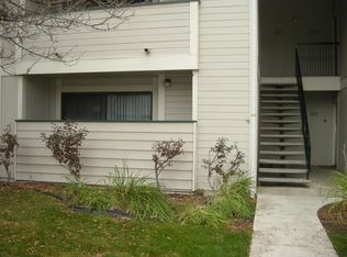 2445 Sycamore Glen Dr, Sparks, NV 89434