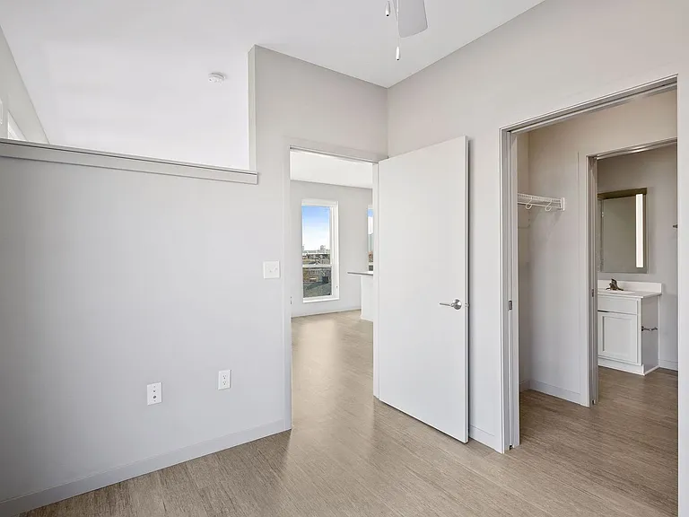 Archer Apartments — Photo 34