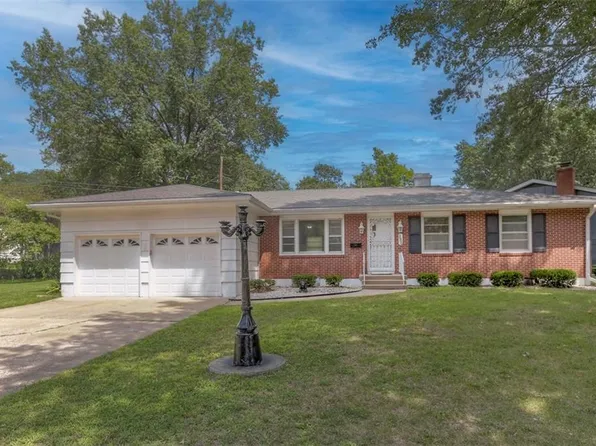 3600 NE 47th St, Kansas City, MO 64117