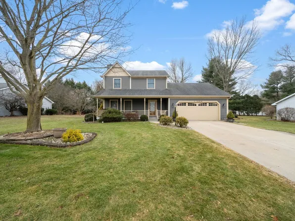 11684 Cross Cut Dr, Granger, IN 46530