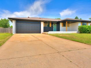 5805 NW 66th St, Warr Acres, OK 73132