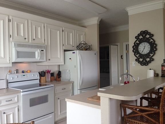 5th image of 22325 Vista Del Mar