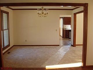 3rd image of 15725 Chaste St