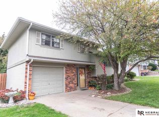 15340 Polk Cir, Omaha, NE 68137