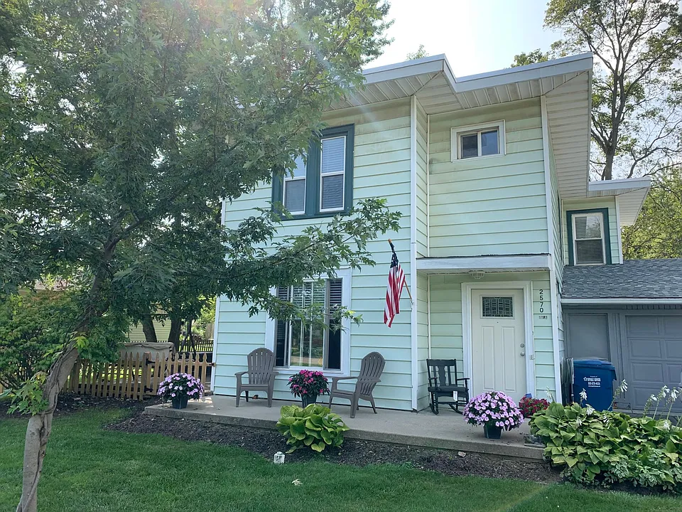 2570 Hawks Rd #1