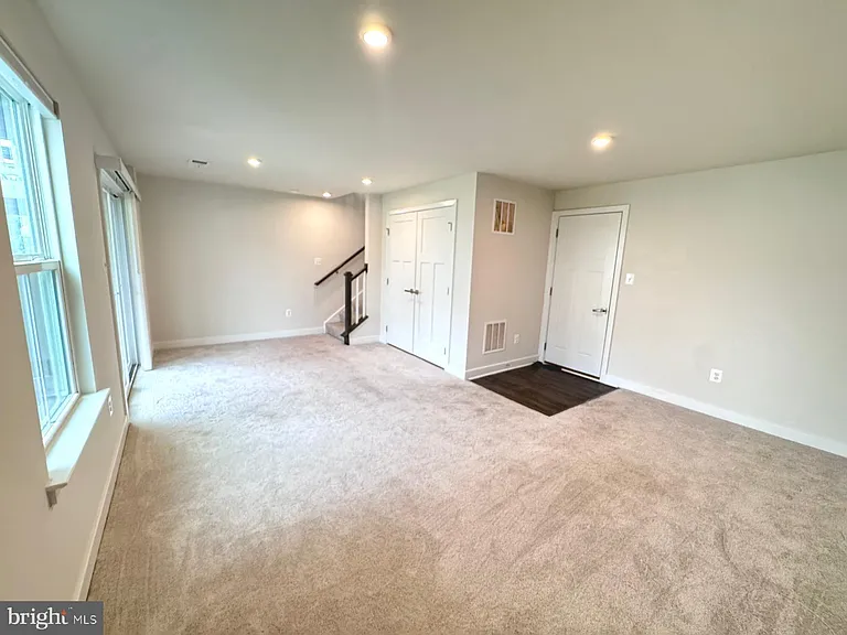 118 Twinleaf Way — Photo 45