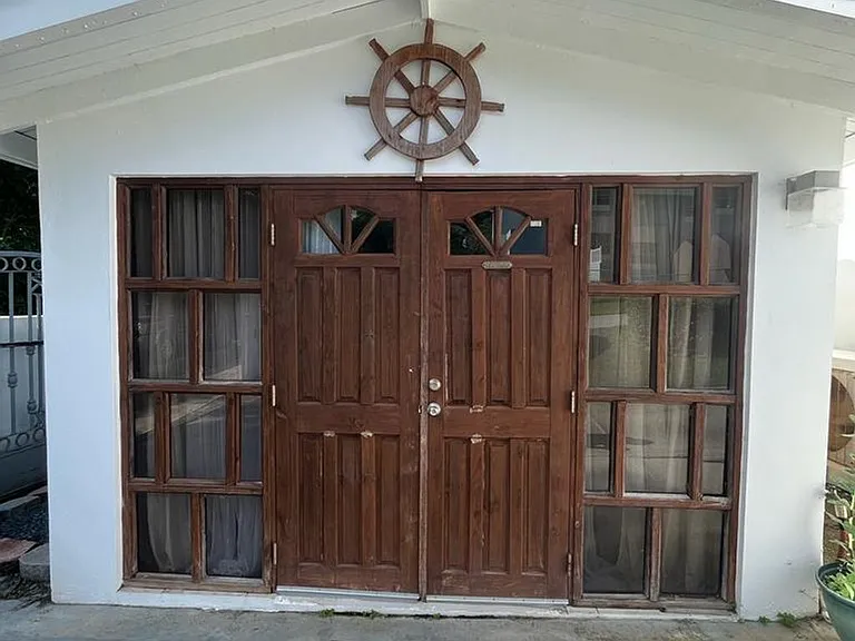 Bo Calvache Sector Valle Escondido The Captains St #The Captains Studio — Photo 12