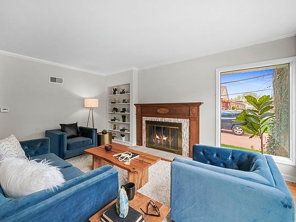4th image of 1278 River Dr