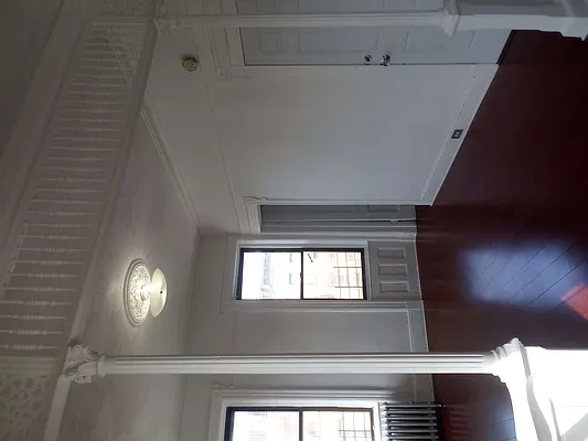 Rented by Sally Raia LLC | media 13