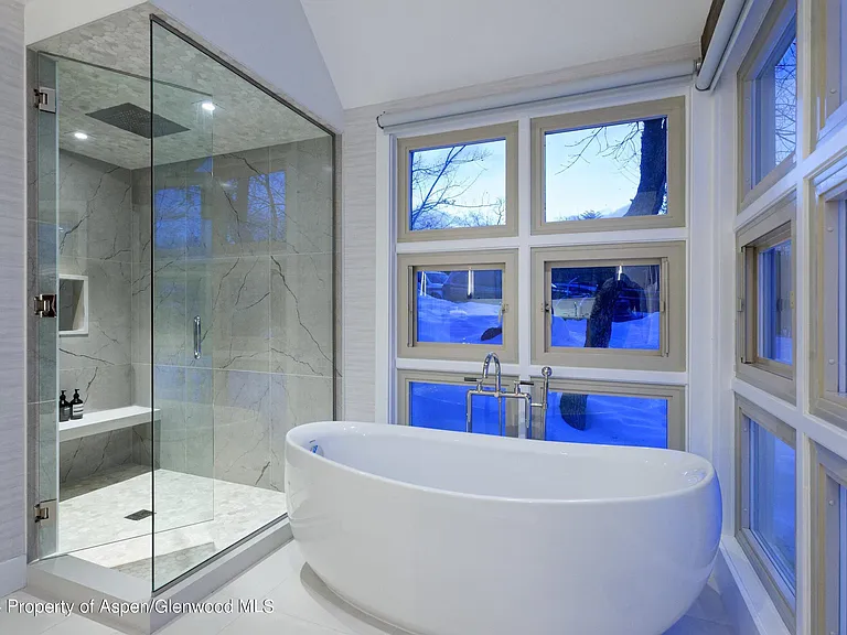 123 Larkspur Ln — Photo 19