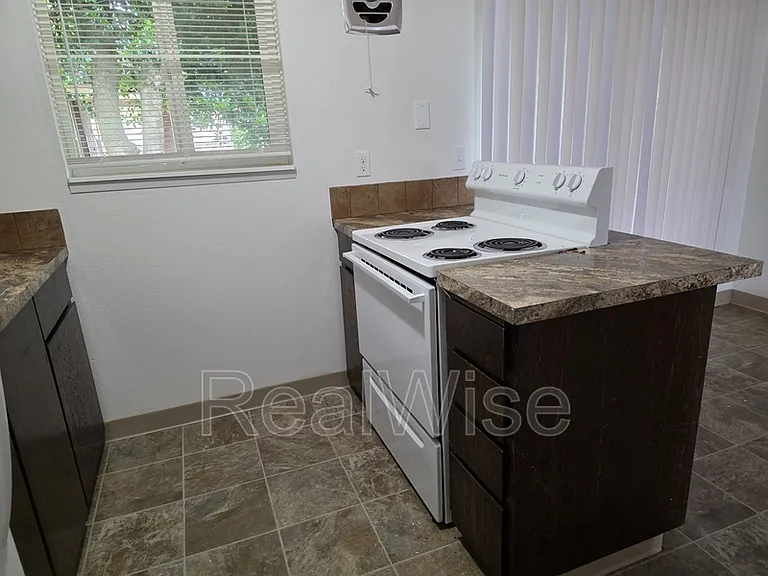 3009 M St — Photo 5