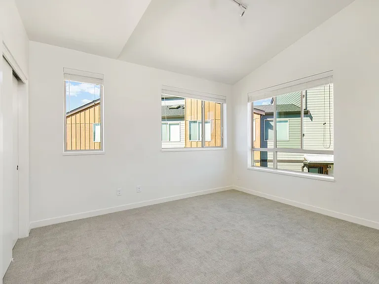 32766 Ten Trails Pkwy SE — Photo 17