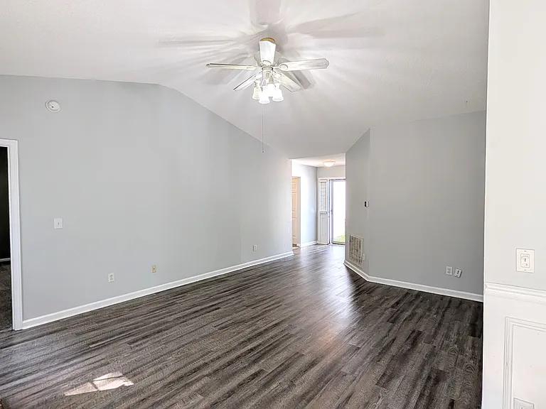 111 Gables Gate Ct — Photo 6