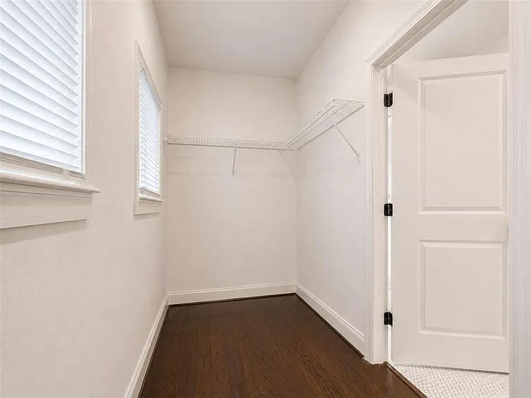 906 Westmont Rd SW — Photo 22