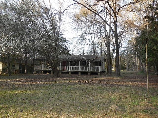 1st image of 1104 Foreman Rd