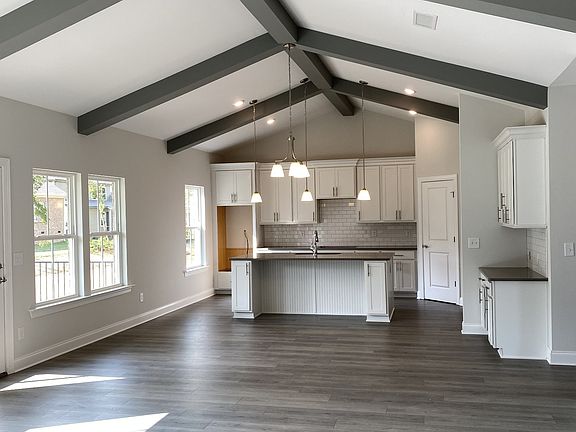 3rd image of 1200 Clarendon Avenue Lot #5