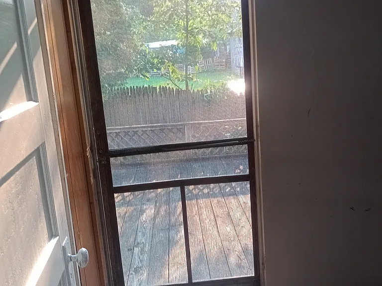 2706 Midland Ave — Photo 61